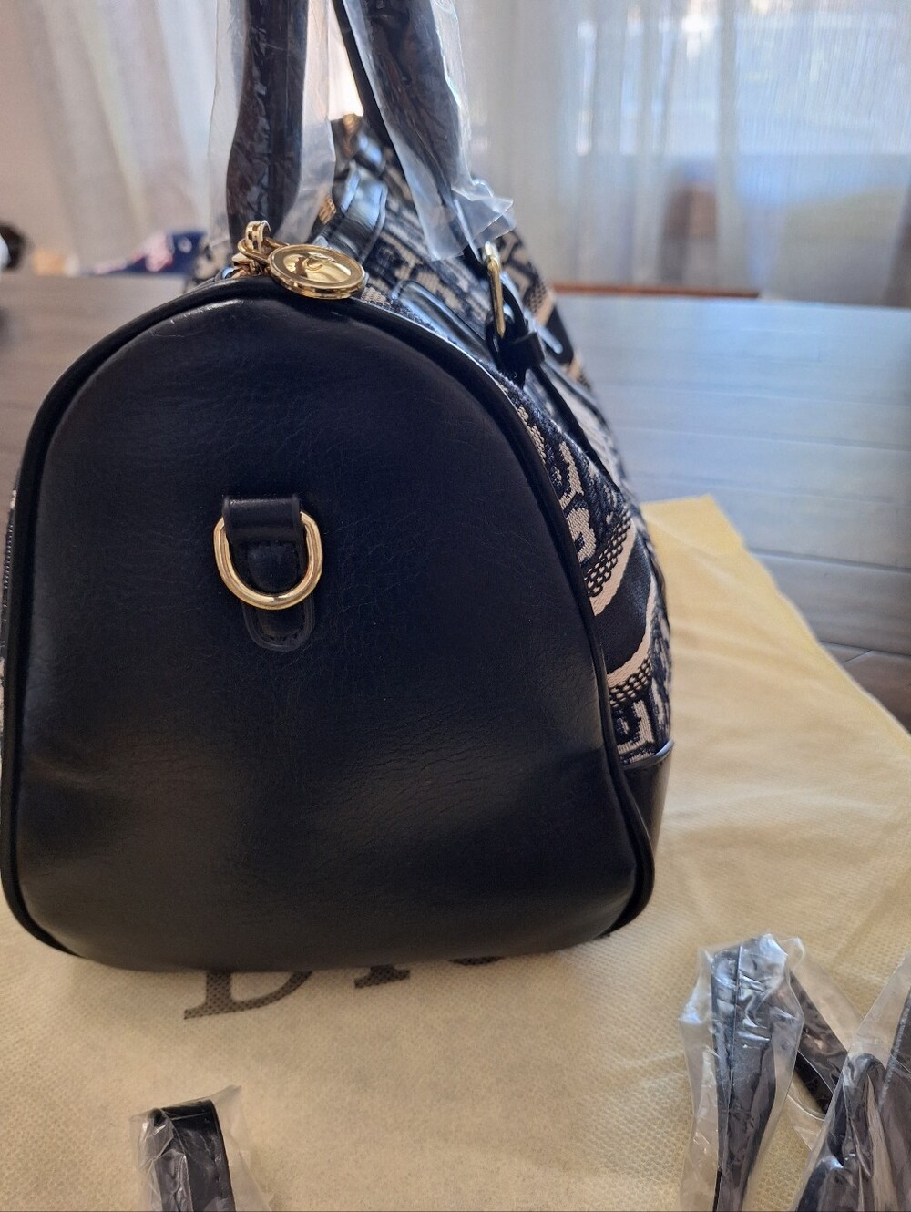 New Navy & White Satchel - Picture 5 of 7
